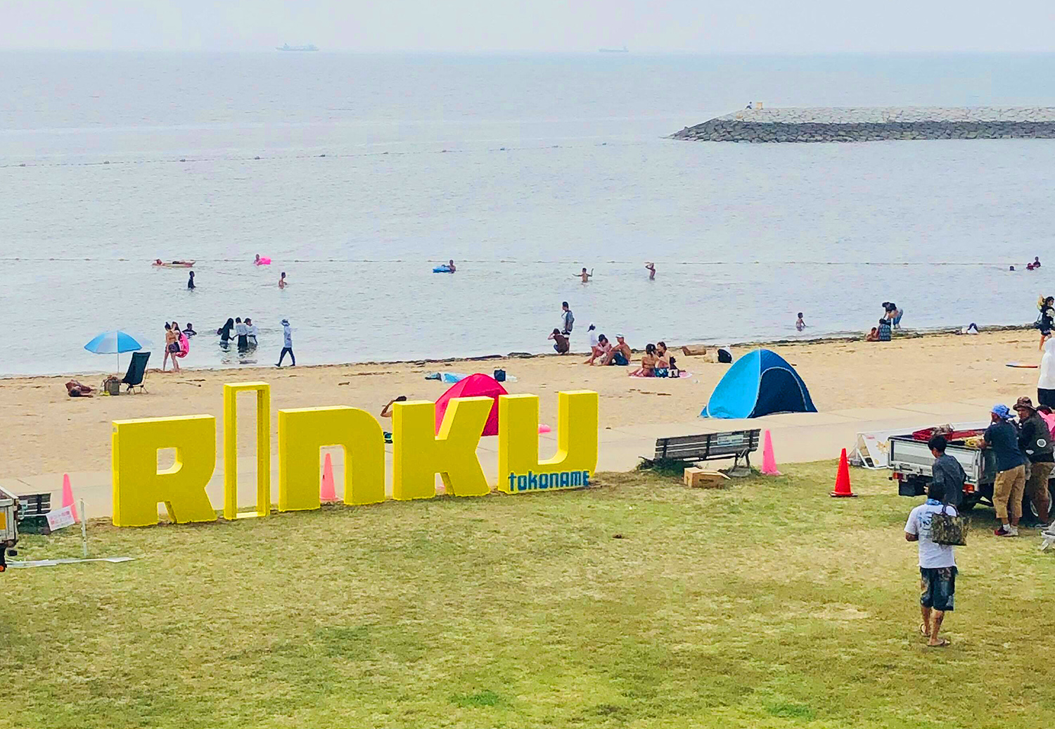 インスタに映える巨大文字モニュメント 愛知県常滑市